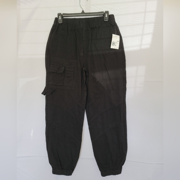 Forever 21 Pants - Forever21 cargo pants size medium black